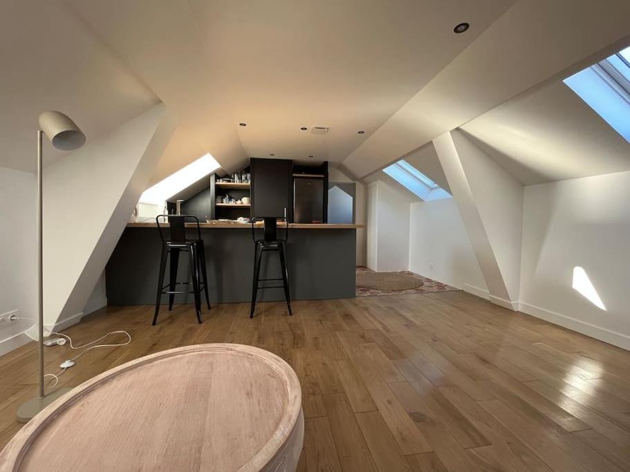 Sur Les Toits De Fontainebleau - Hypercentre Apartment Luaran gambar